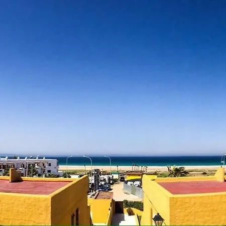 Hébergement de vacances With Ocean Views And Pool