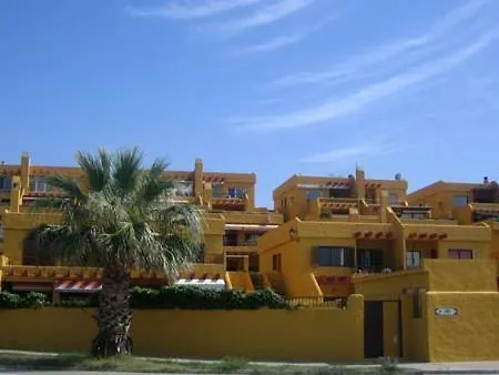 With Ocean Views And Pool Hébergement de vacances Tarifa