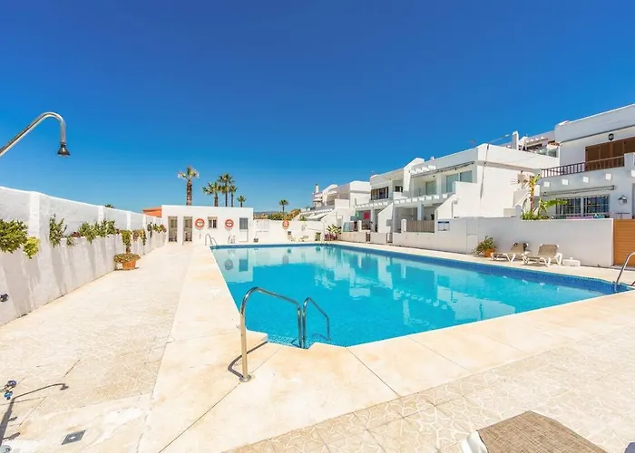 With Ocean Views And Pool Σπίτι διακοπών *