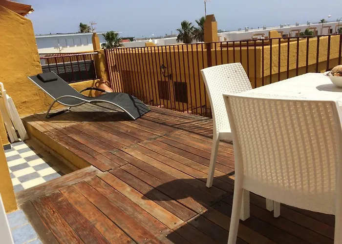 With Ocean Views And Pool *