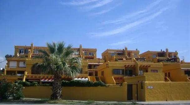With Ocean Views And Pool Σπίτι διακοπών Ταρίφα