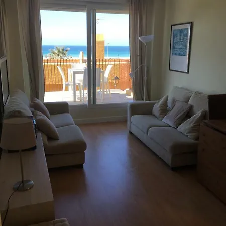 With Ocean Views And Pool Holiday home *
